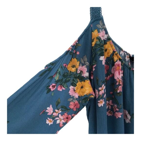 Torrid Top Womens 2 2X Blue Floral Crinkle Gauze Lace Trim Cold Shoulder Blouse - Picture 4 of 12